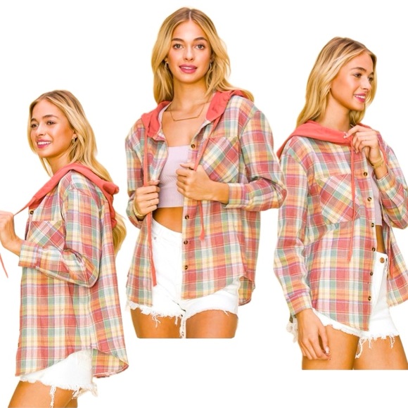 EXCLUSIVE Lightweight Plaid Button Down Hooded Shacket Size M - Picture 2 of 5